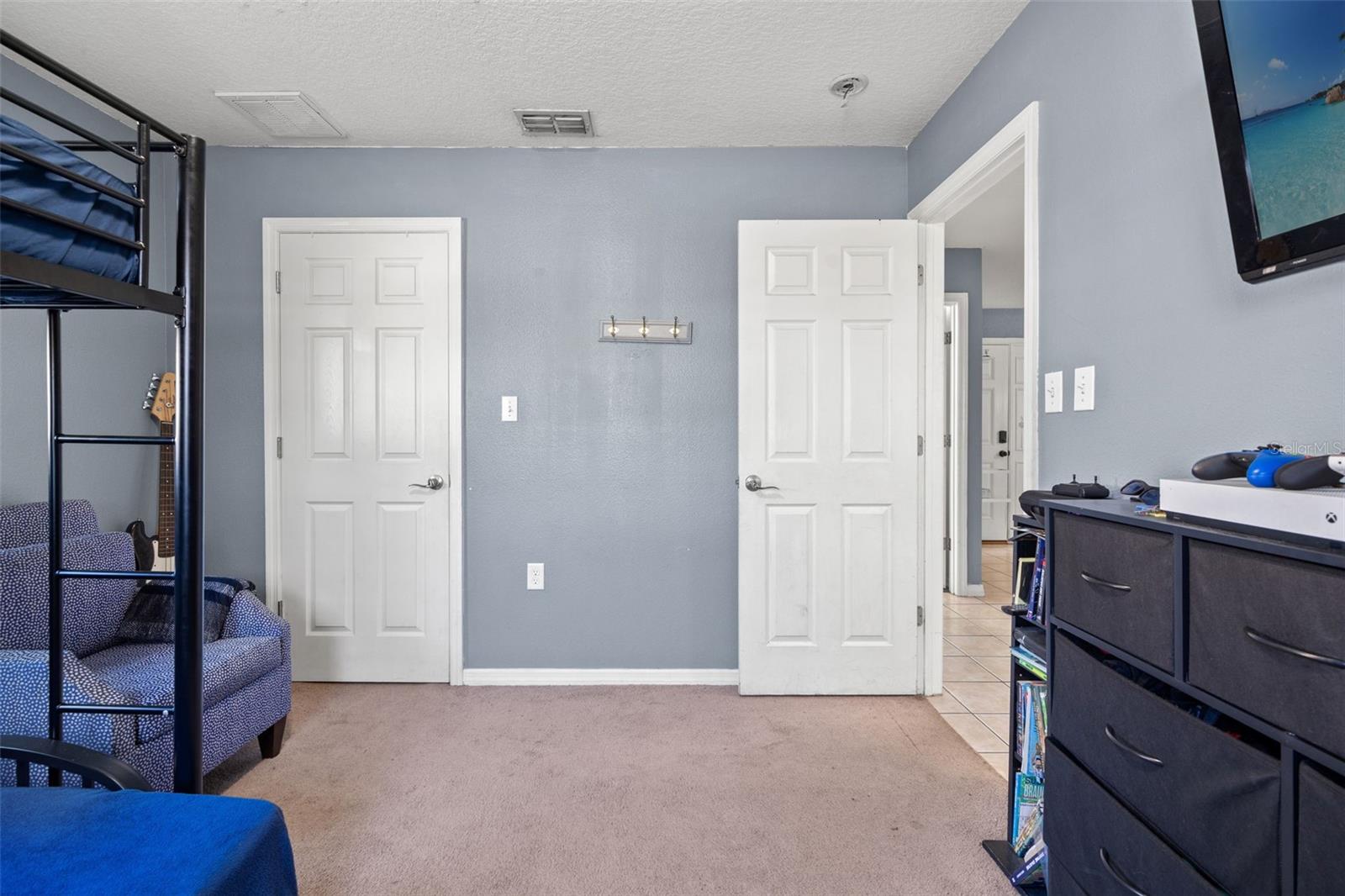 REGENCY PARK (THE LAKES UNIT 3) - Residential