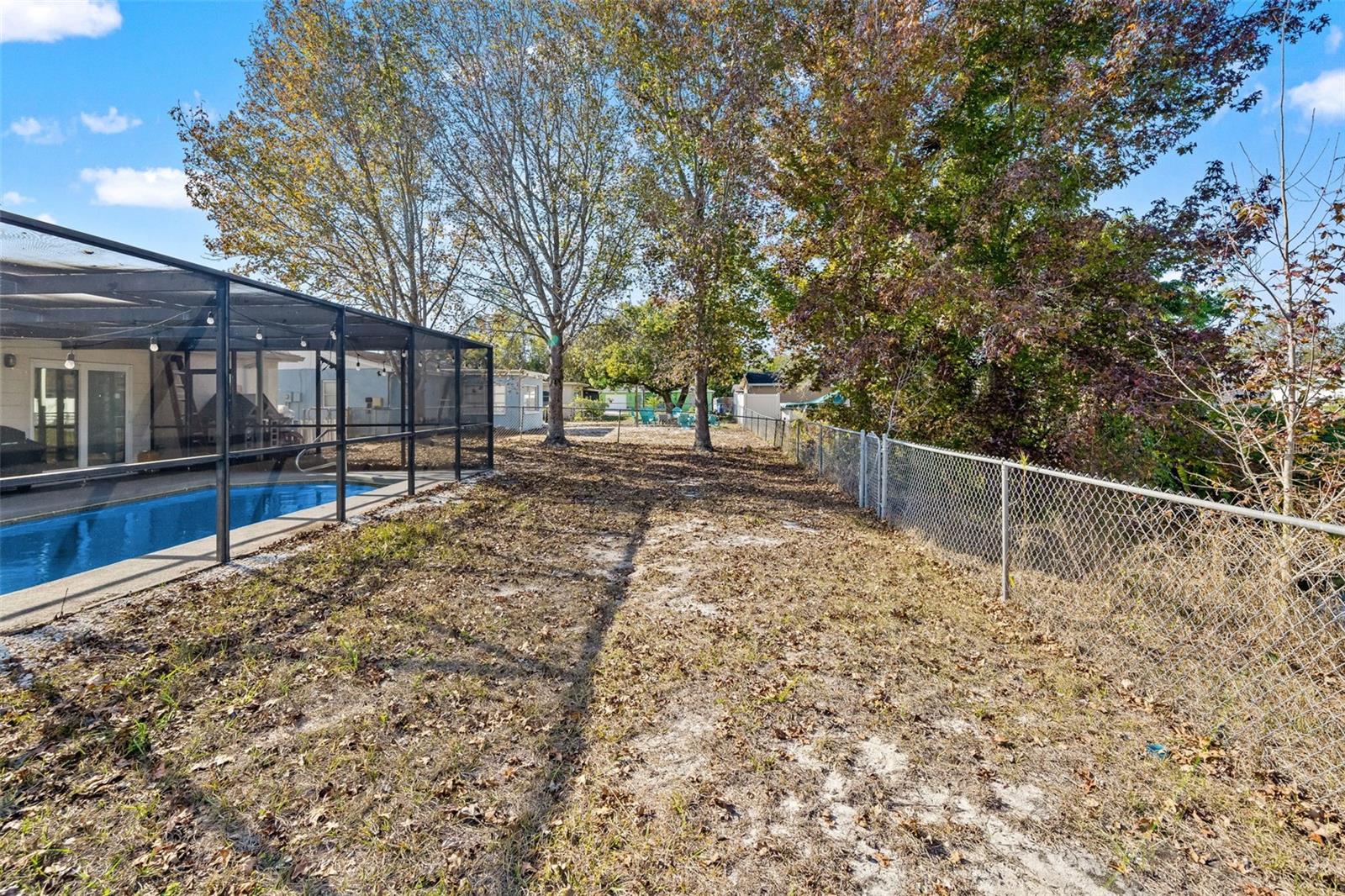 REGENCY PARK (THE LAKES UNIT 3) - Residential