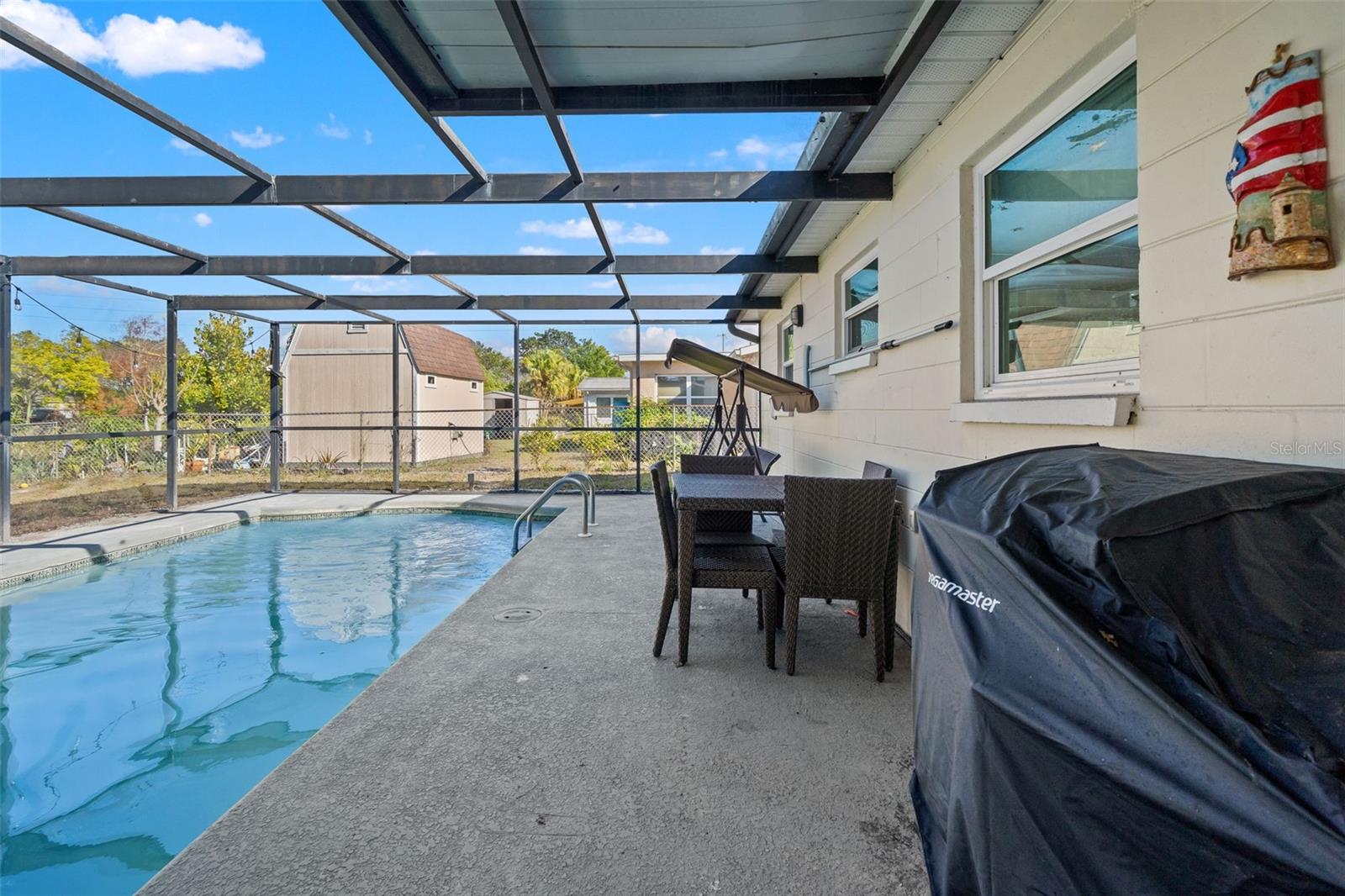 REGENCY PARK (THE LAKES UNIT 3) - Residential