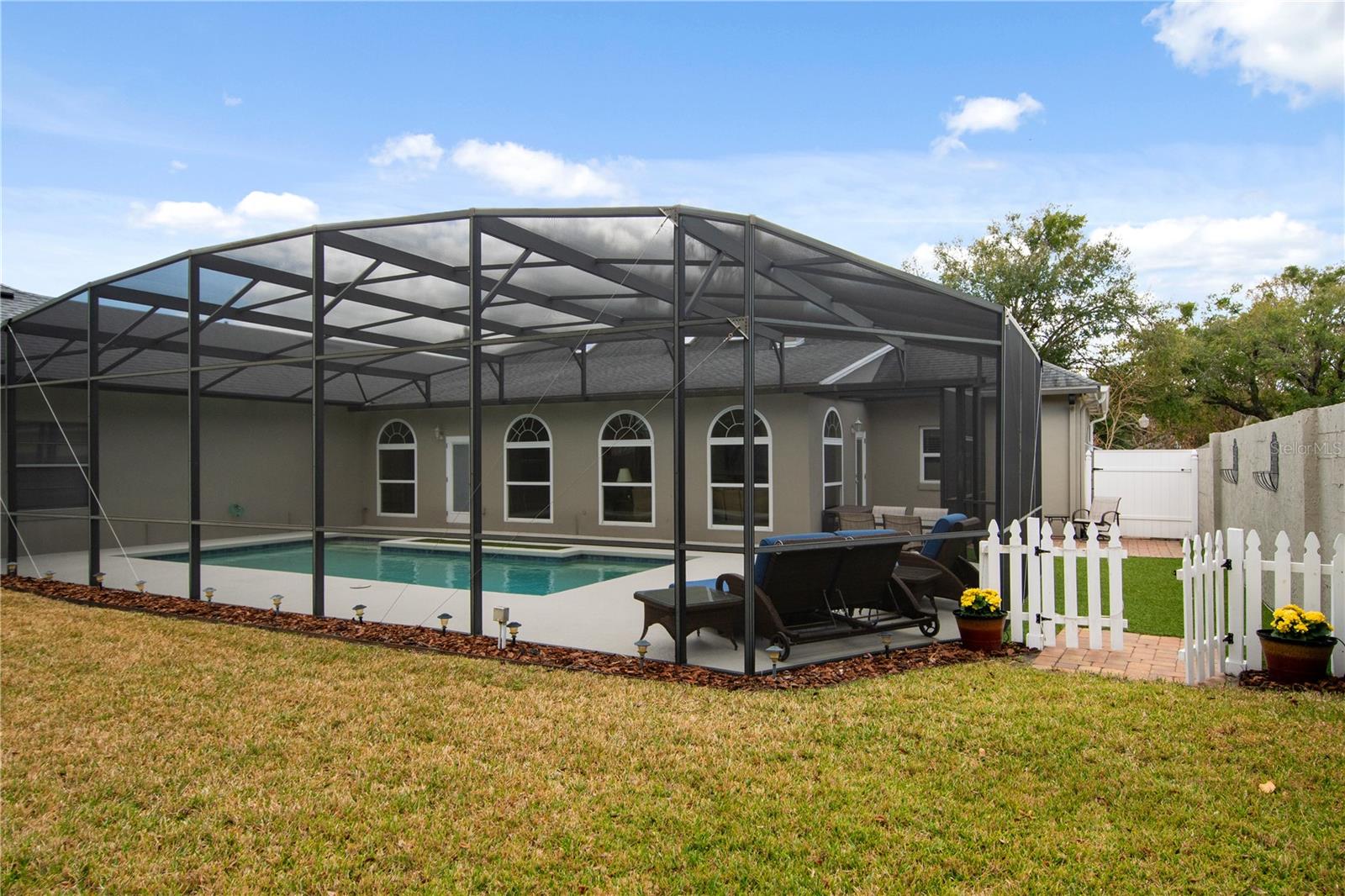 WOODLANDS VILLAGE - Residential