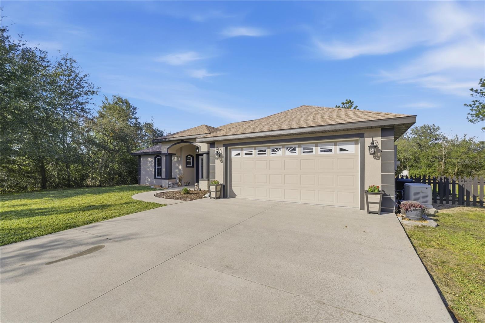 RIVER BEND HEIGHTS UNREC AKA ROBERT SMITH - Residential