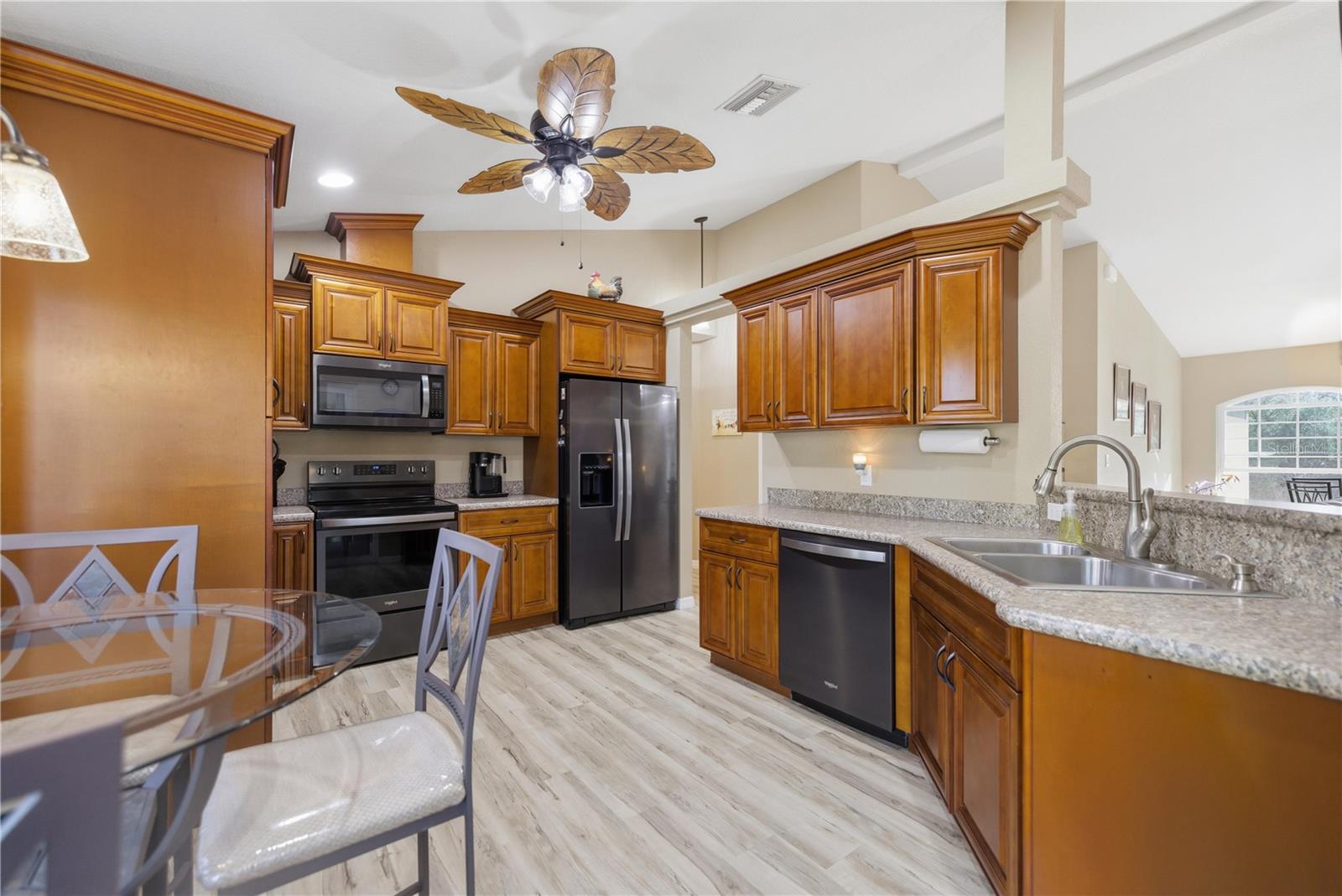 RIVER BEND HEIGHTS UNREC AKA ROBERT SMITH - Residential