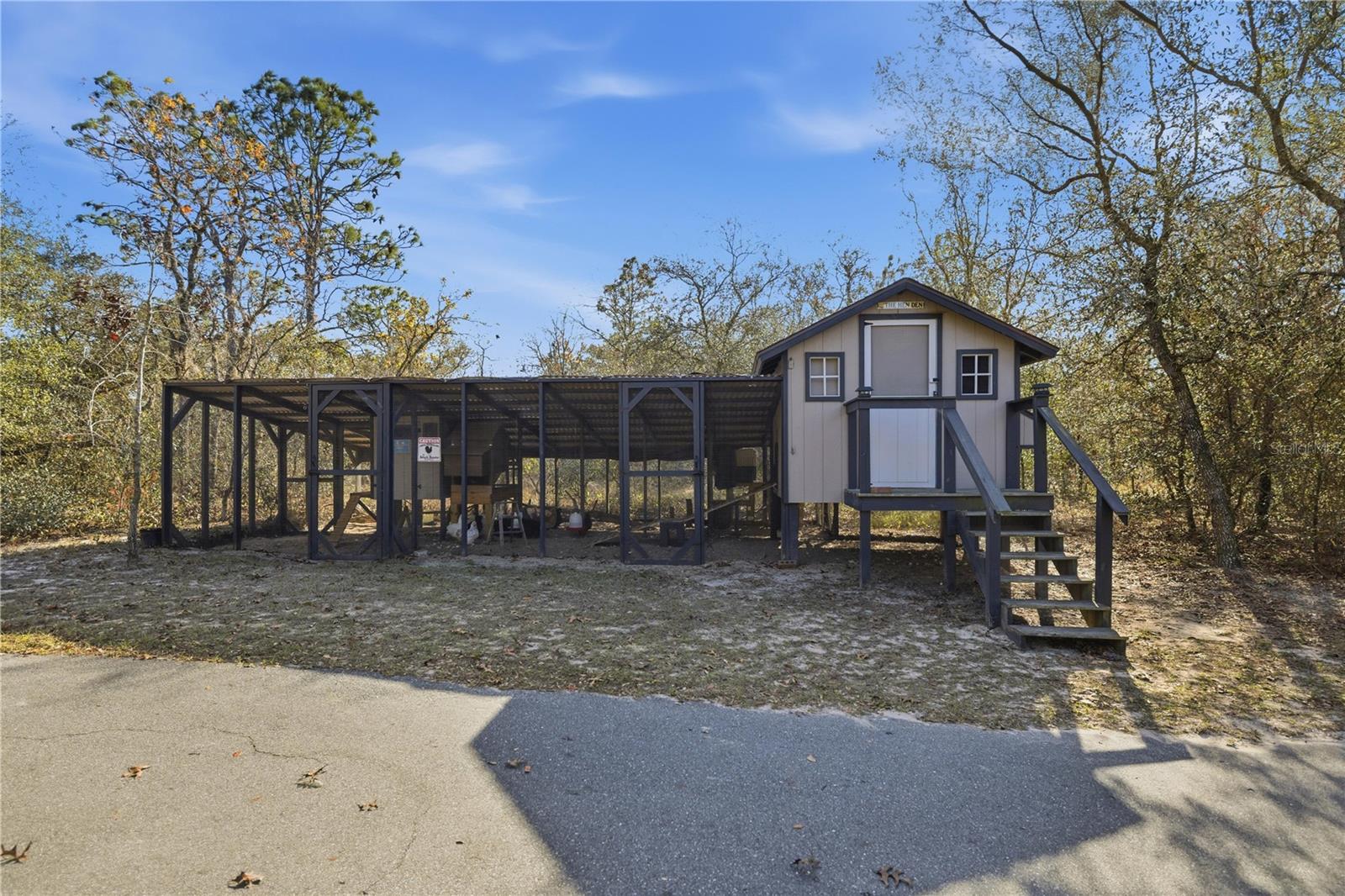 RIVER BEND HEIGHTS UNREC AKA ROBERT SMITH - Residential