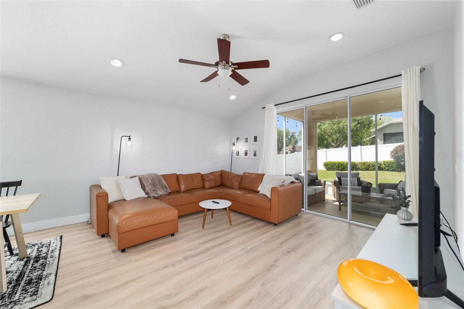 SADDLE CREEK - Residential