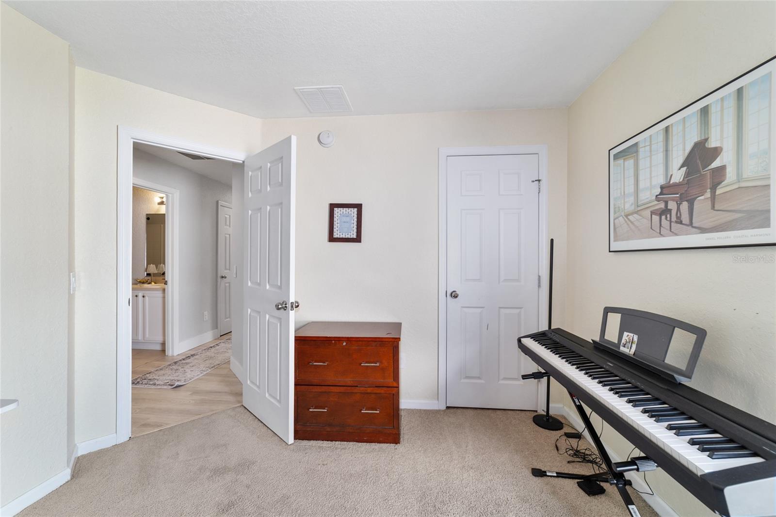 SADDLE CREEK - Residential