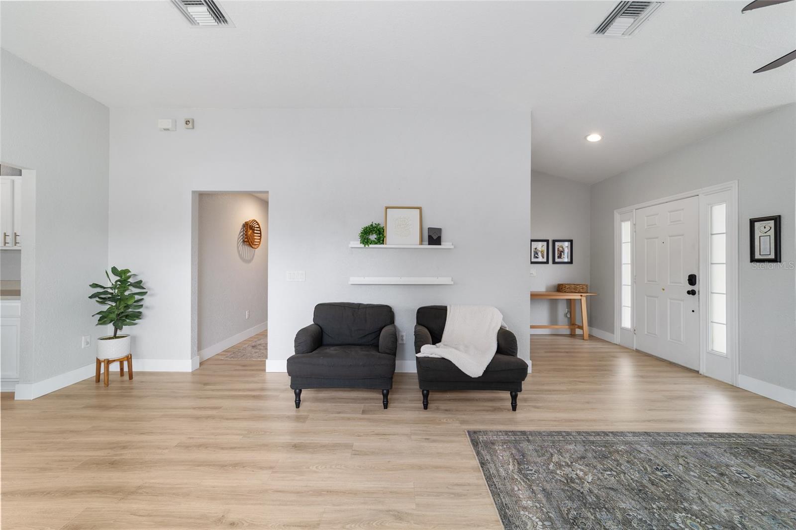 SADDLE CREEK - Residential