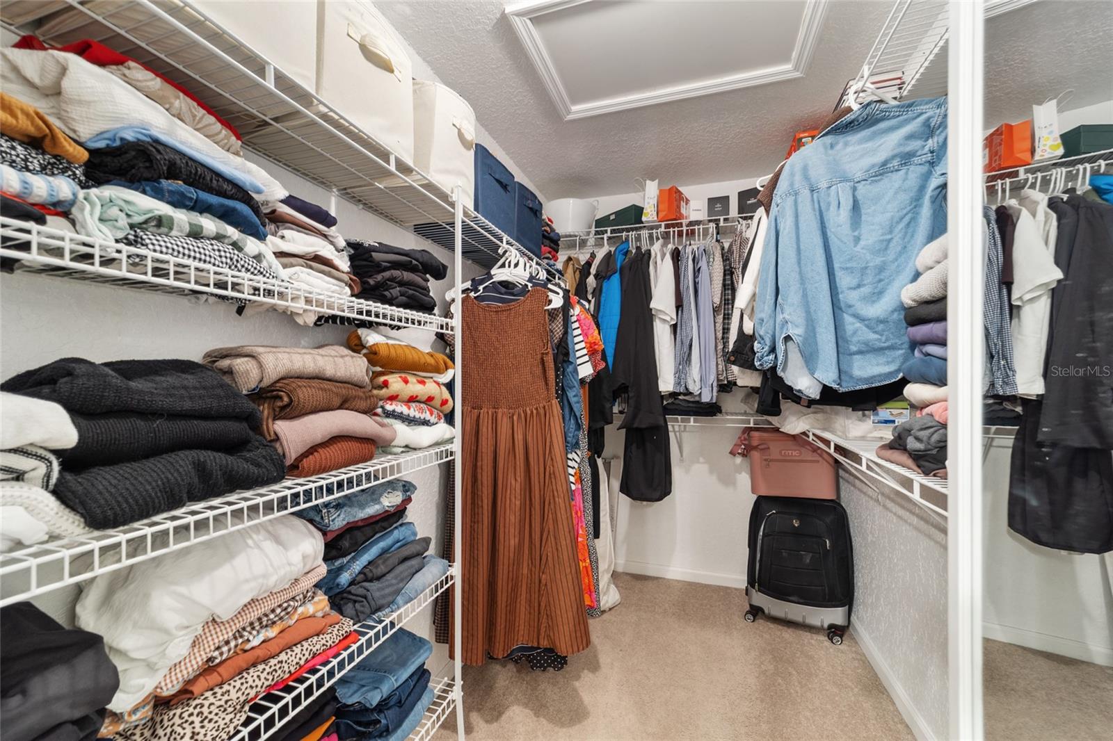 SADDLE CREEK - Residential