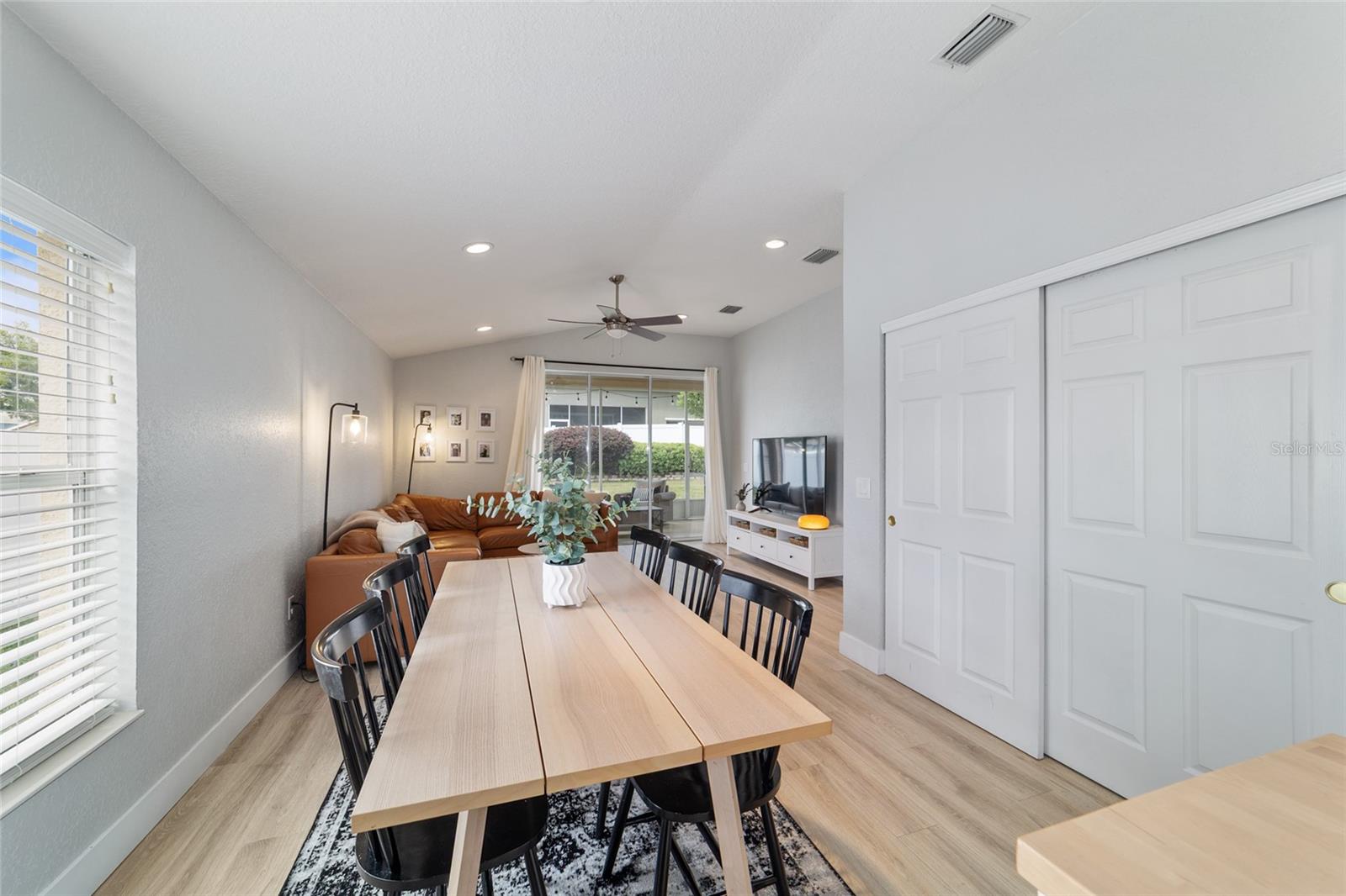 SADDLE CREEK - Residential