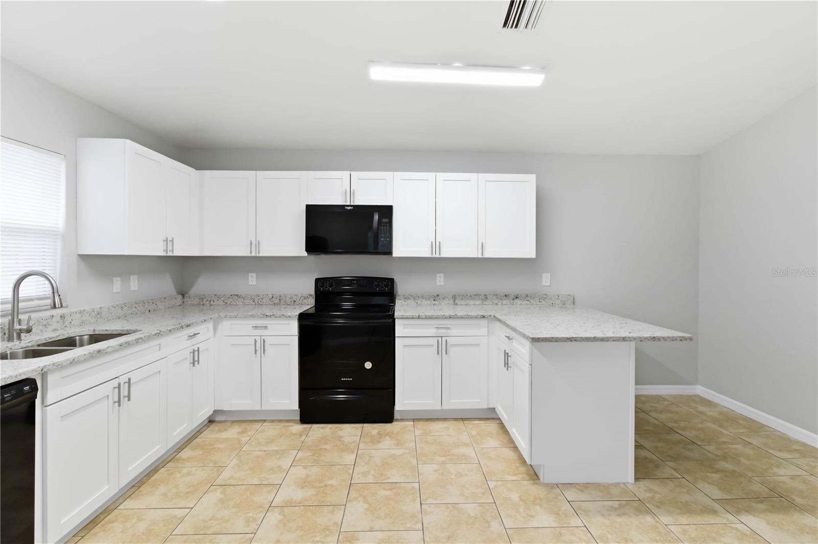 APOLLO BEACH UNIT ONE PT ONE - Residential Lease