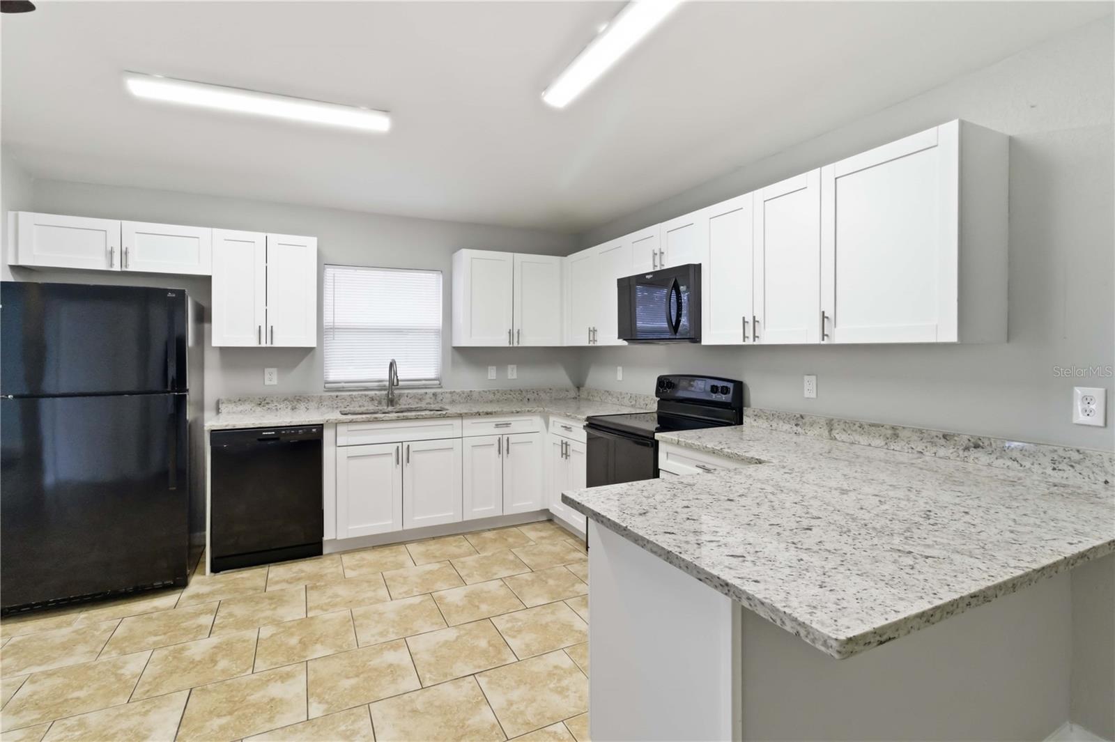 APOLLO BEACH UNIT ONE PT ONE - Residential Lease