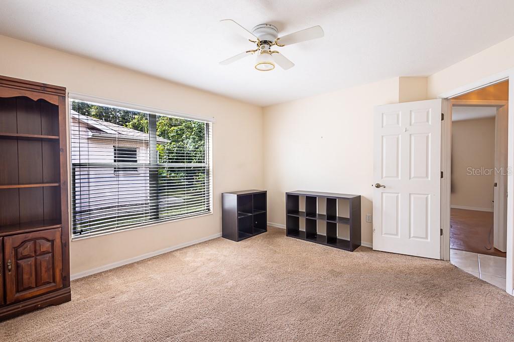 HUNTERS RIDGE - Residential