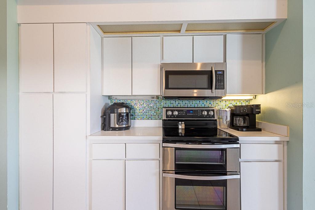 HUNTERS RIDGE - Residential