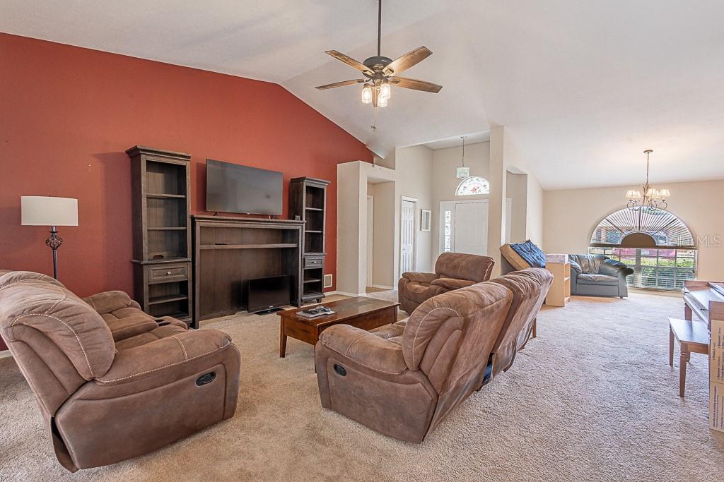 HUNTERS RIDGE - Residential
