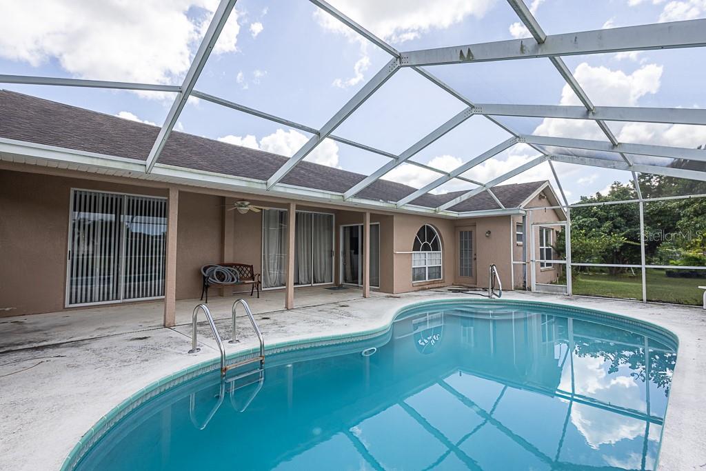 HUNTERS RIDGE - Residential