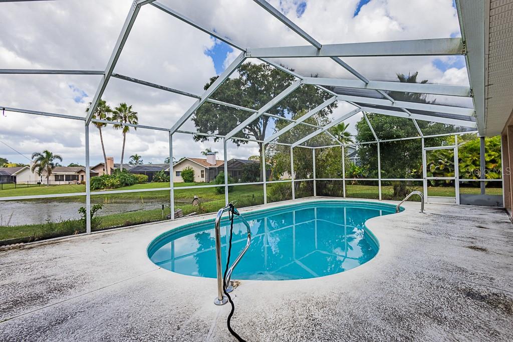 HUNTERS RIDGE - Residential