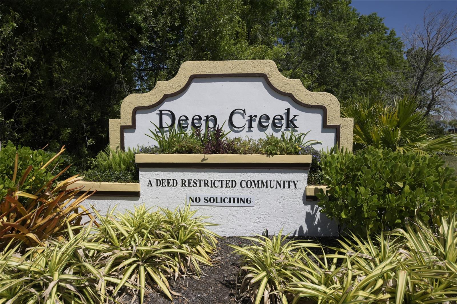 PUNTA GORDA ISLES SEC 23 - Land