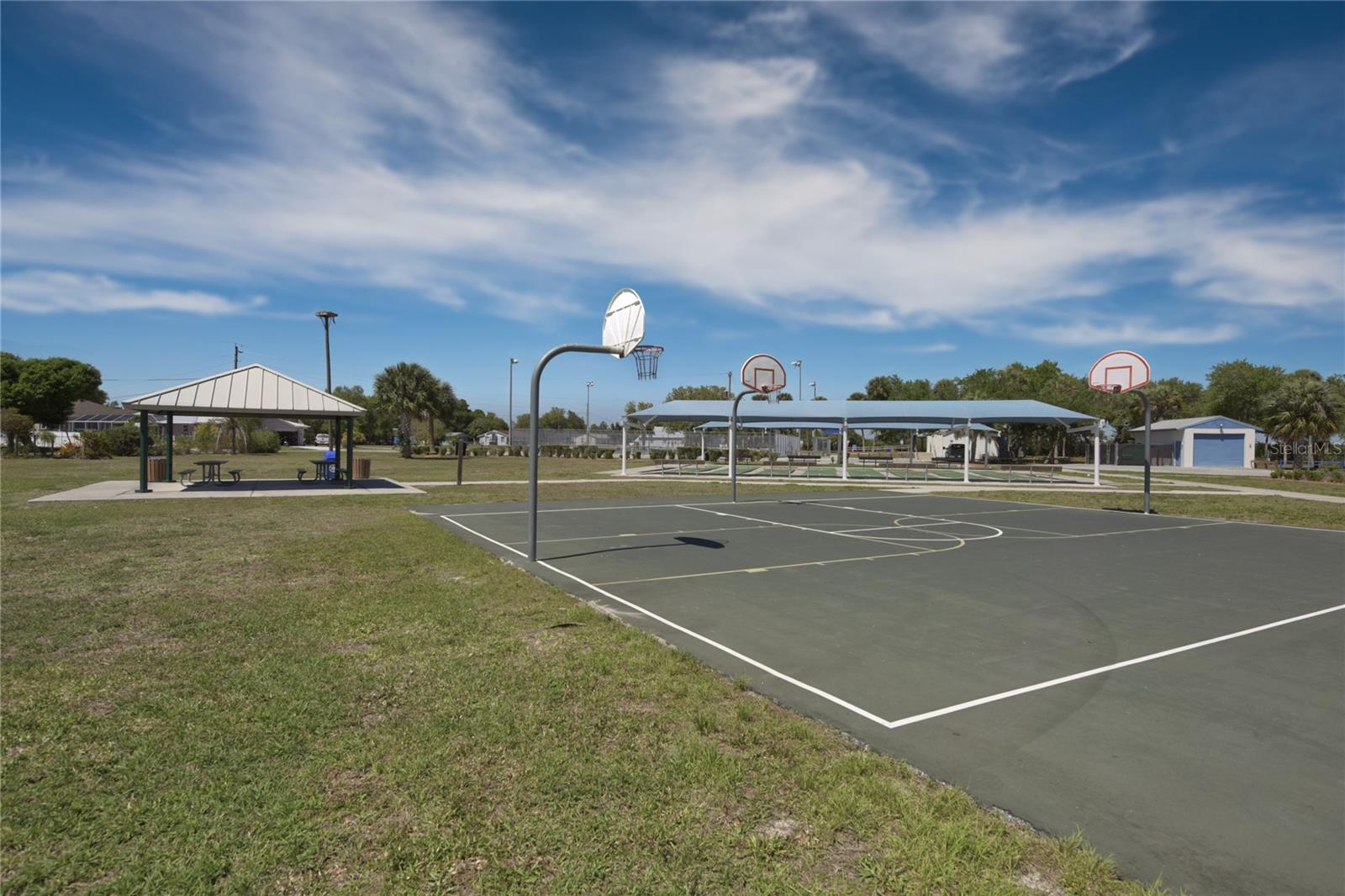 PUNTA GORDA ISLES SEC 23 - Land