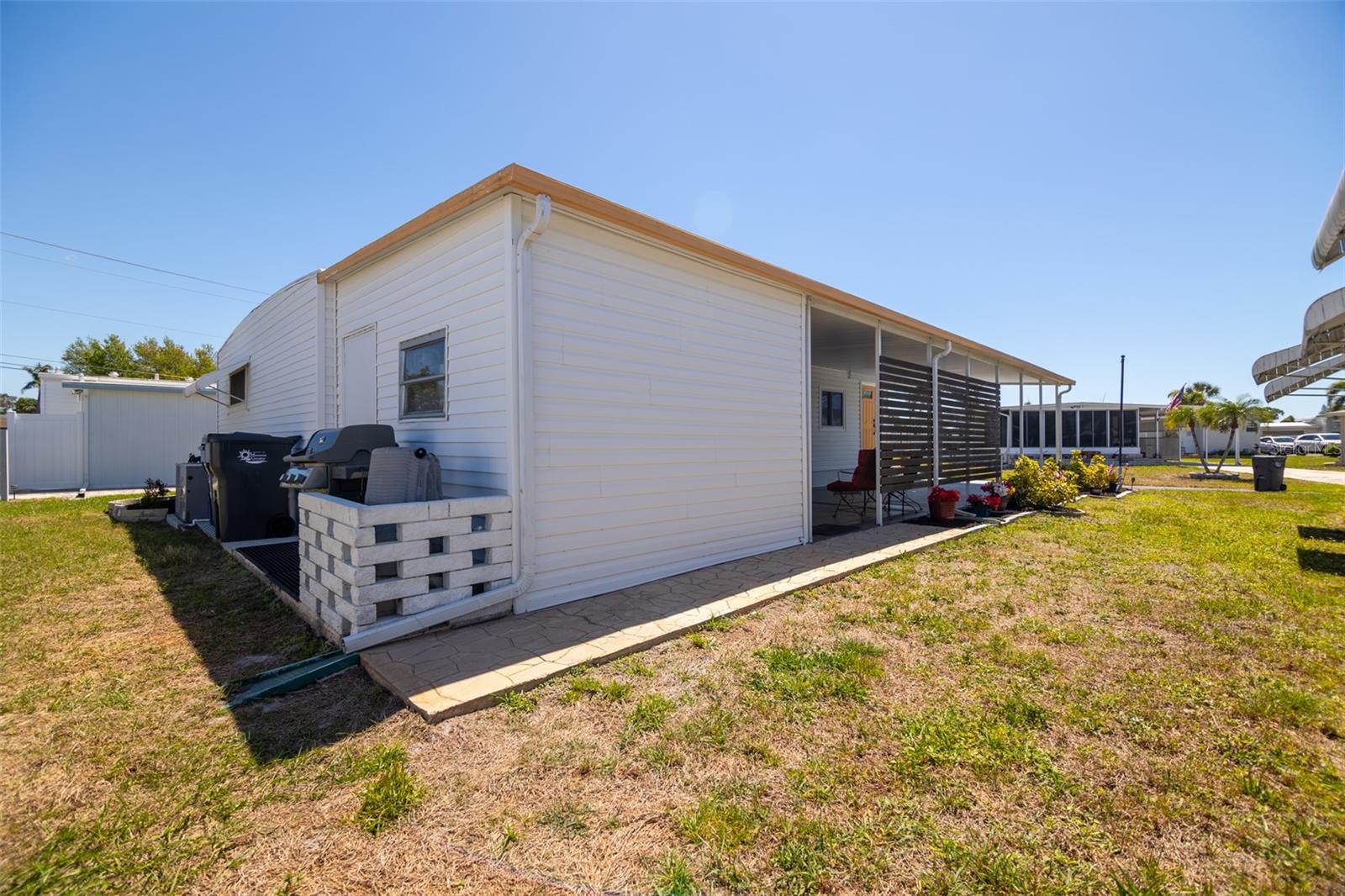 CHATEAU VILLAGE CO-OP - Residential