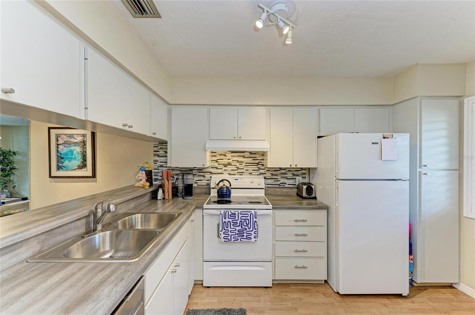 WHITAKER BAYOU - Residential