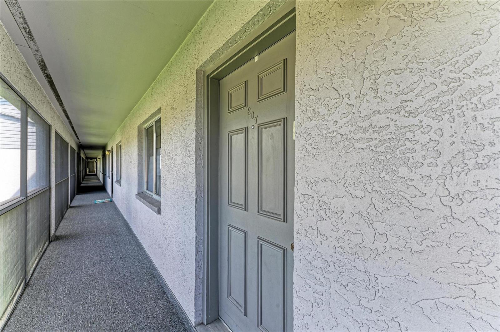 2124 TAMIAMI TRAIL 207