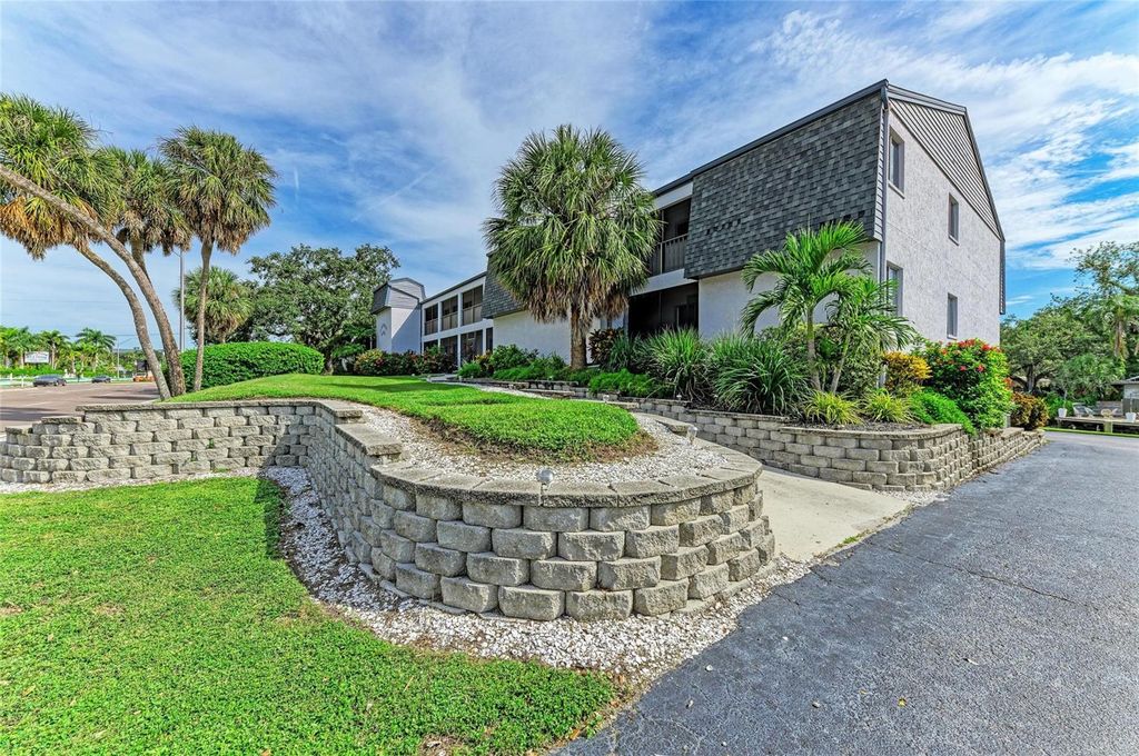 Photo of 2124 Tamiami Trail #207, Sarasota, FL 34234 (MLS # A4664487)