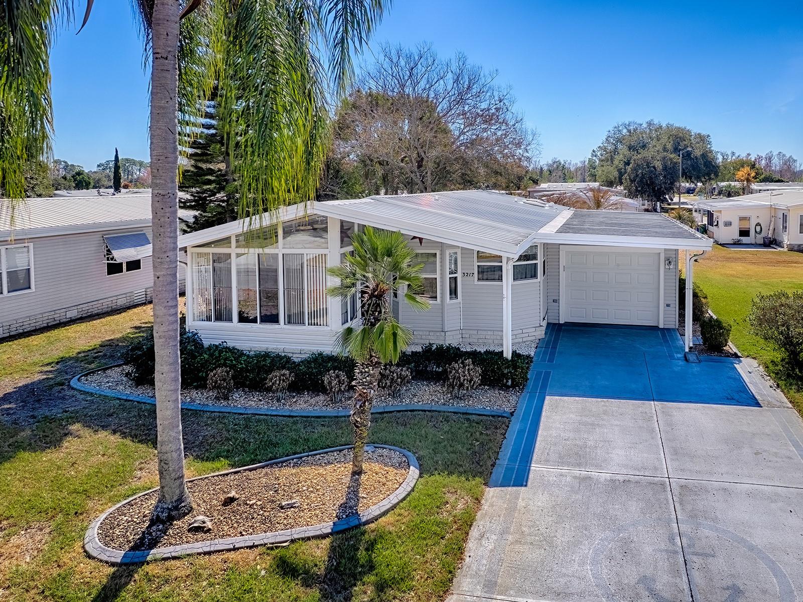 TAVARES FOX RUN MOBILE HOME - Residential