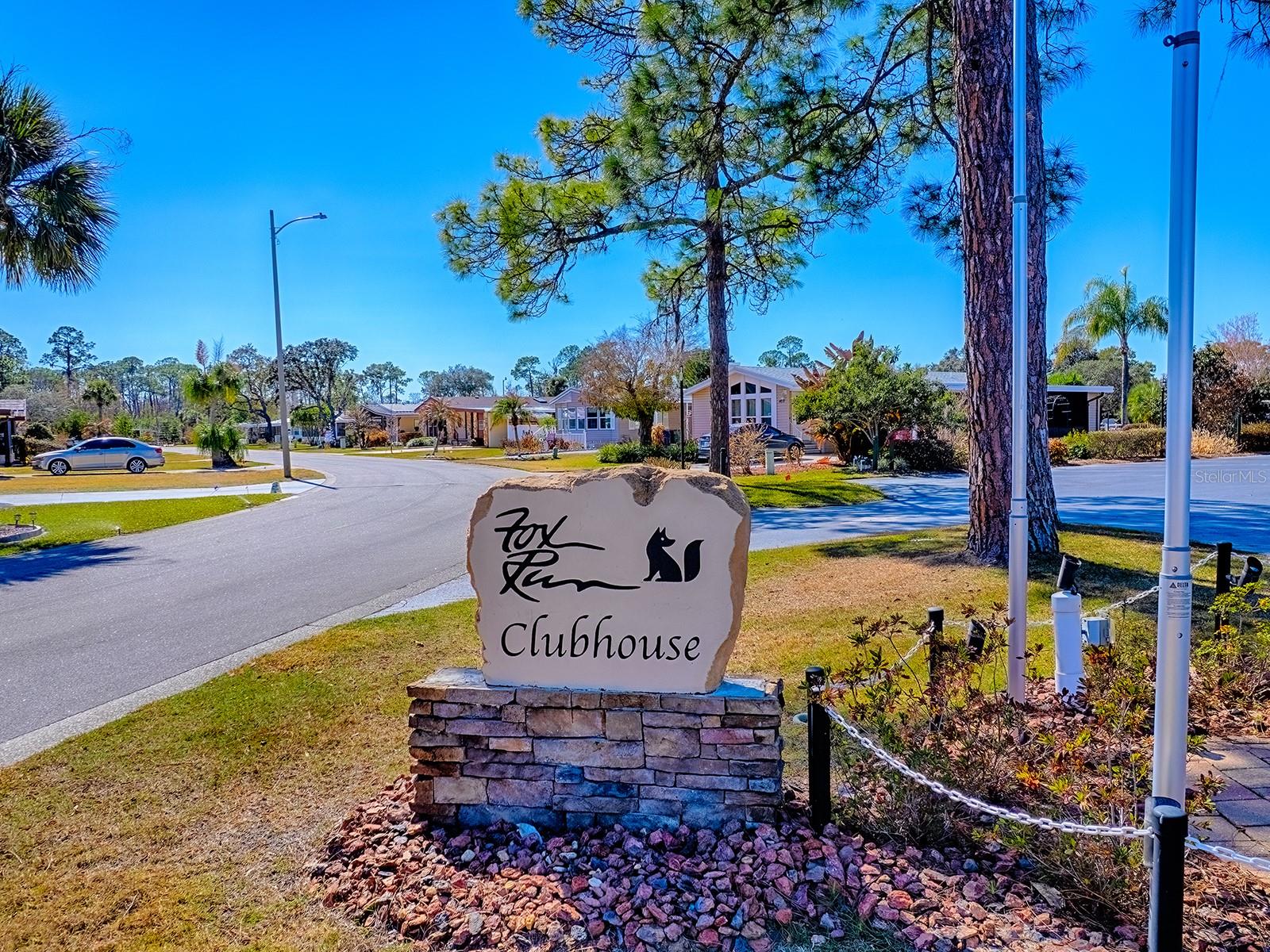 TAVARES FOX RUN MOBILE HOME - Residential