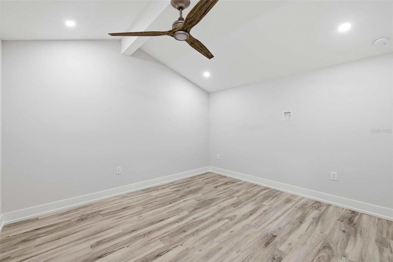 BOCA GRANDE NORTH PH B - Residential