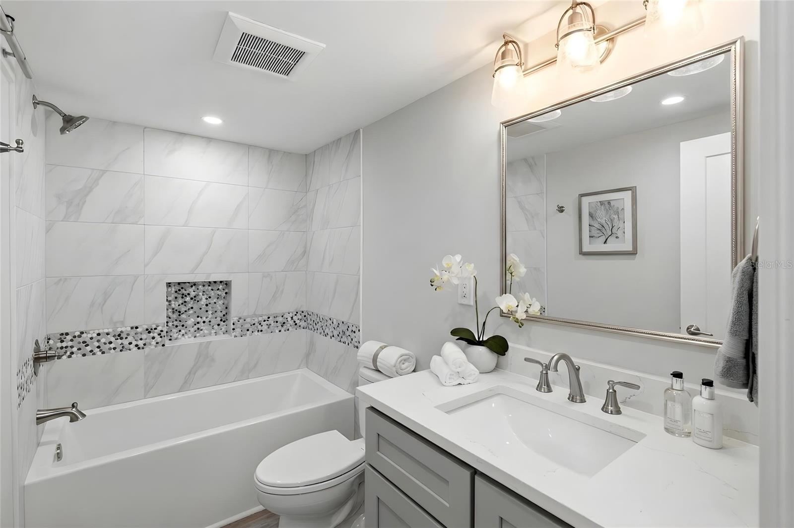 BOCA GRANDE NORTH PH B - Residential