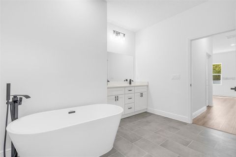 Tiny photo for 4411 SW 172nd Street Road, Ocala, FL 34473 (MLS # O6404309)