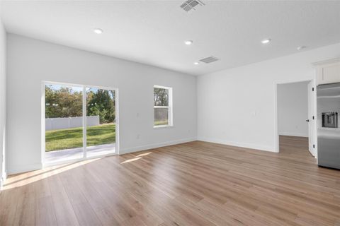 Tiny photo for 4411 SW 172nd Street Road, Ocala, FL 34473 (MLS # O6404309)
