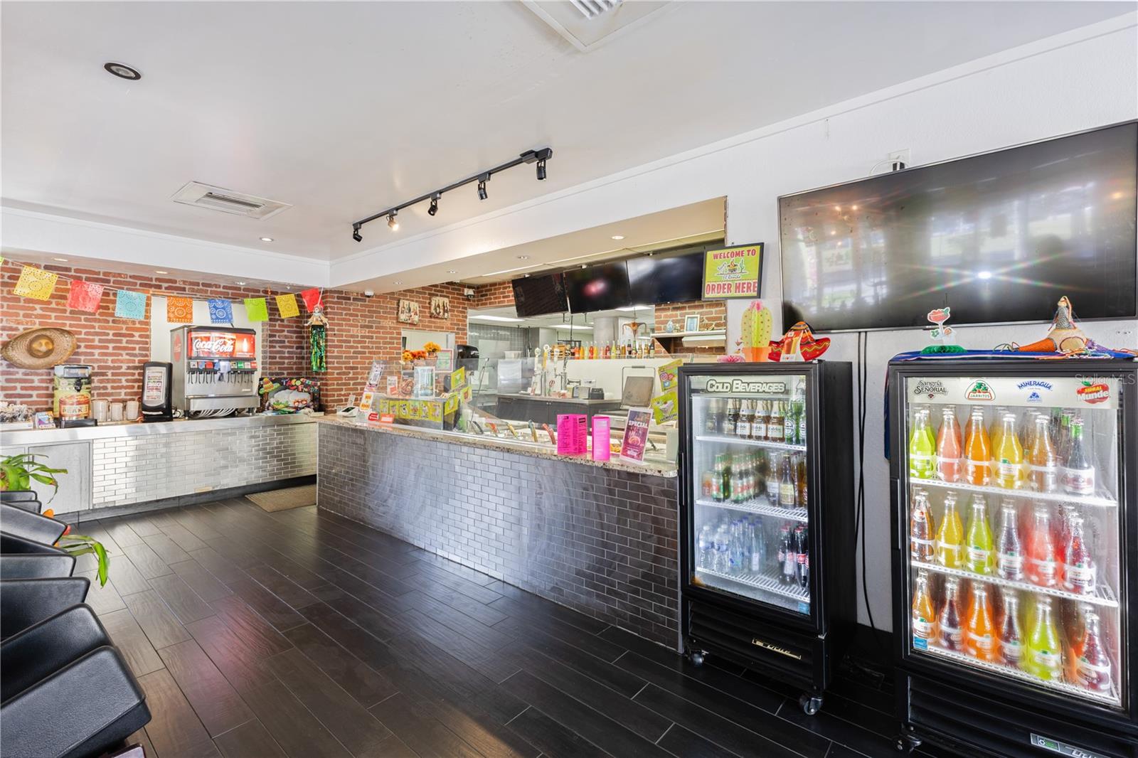 SOUTH PARK - Commercial Lease