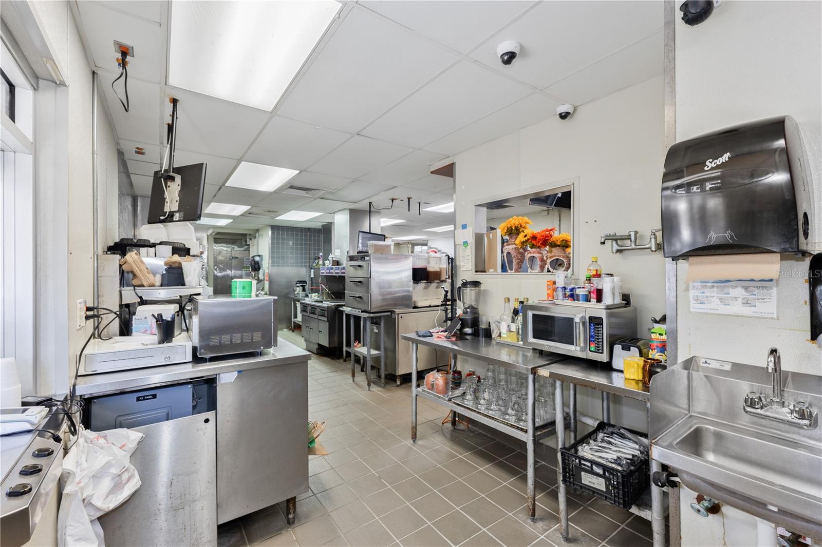 SOUTH PARK - Commercial Lease