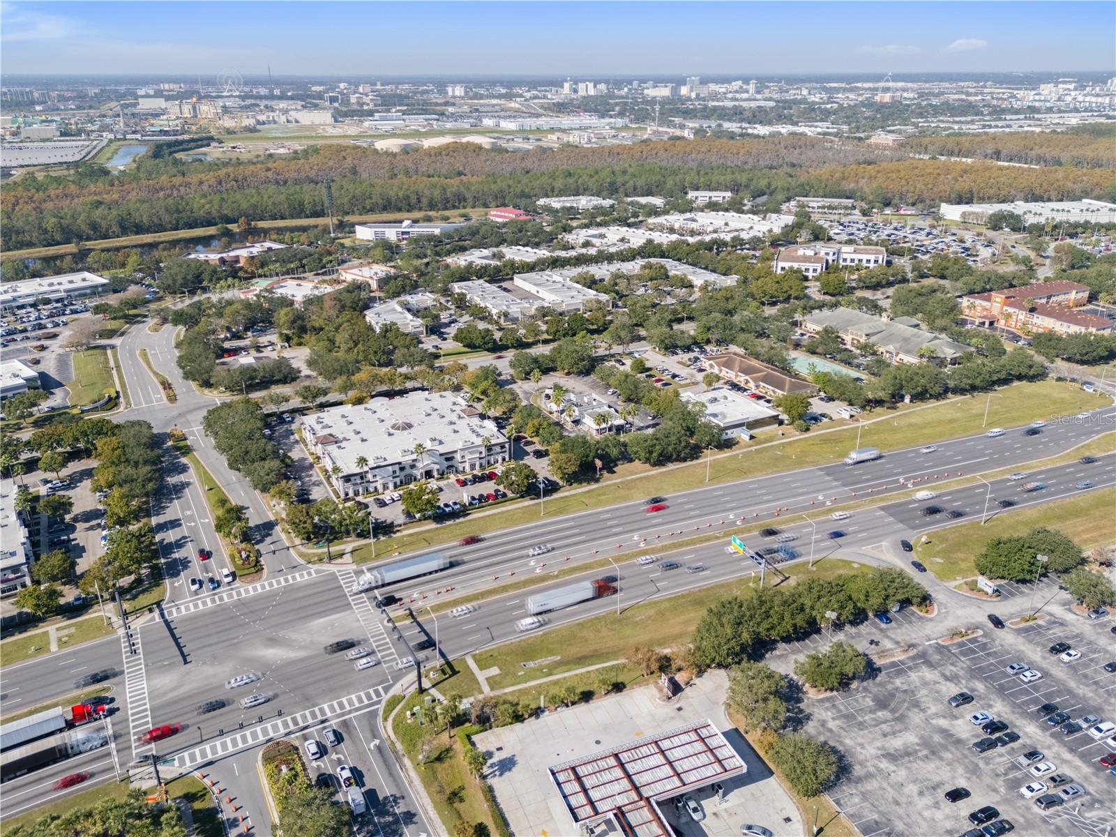 SOUTH PARK - Commercial Lease