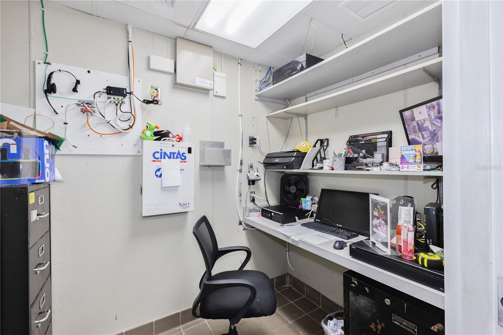 SOUTH PARK - Commercial Lease