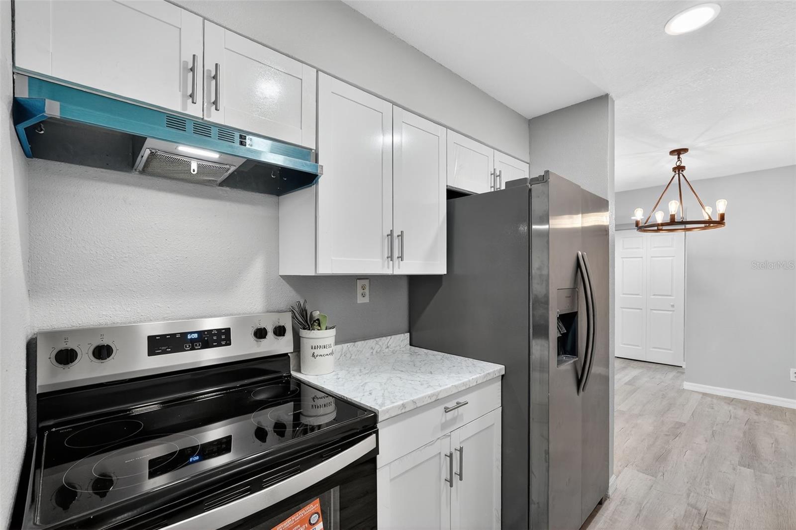 STONE CREEK POINTE A CONDOMINI - Residential