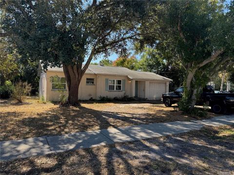 Photo of 2924 W Paxton Avenue, Tampa, FL 33611 (MLS # TB8448472)