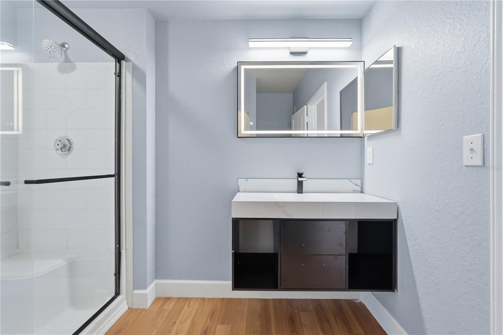 OXFORD PLACE AT TAMPA PALMS A - Residential