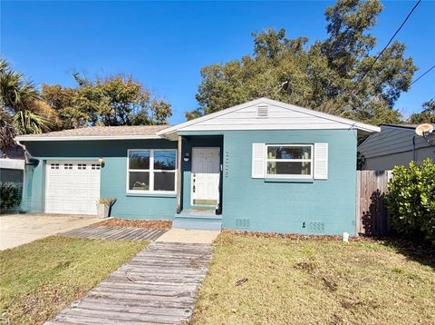 Photo of 2005 Virginia Drive, Orlando, FL 32803 (MLS # O6403724)