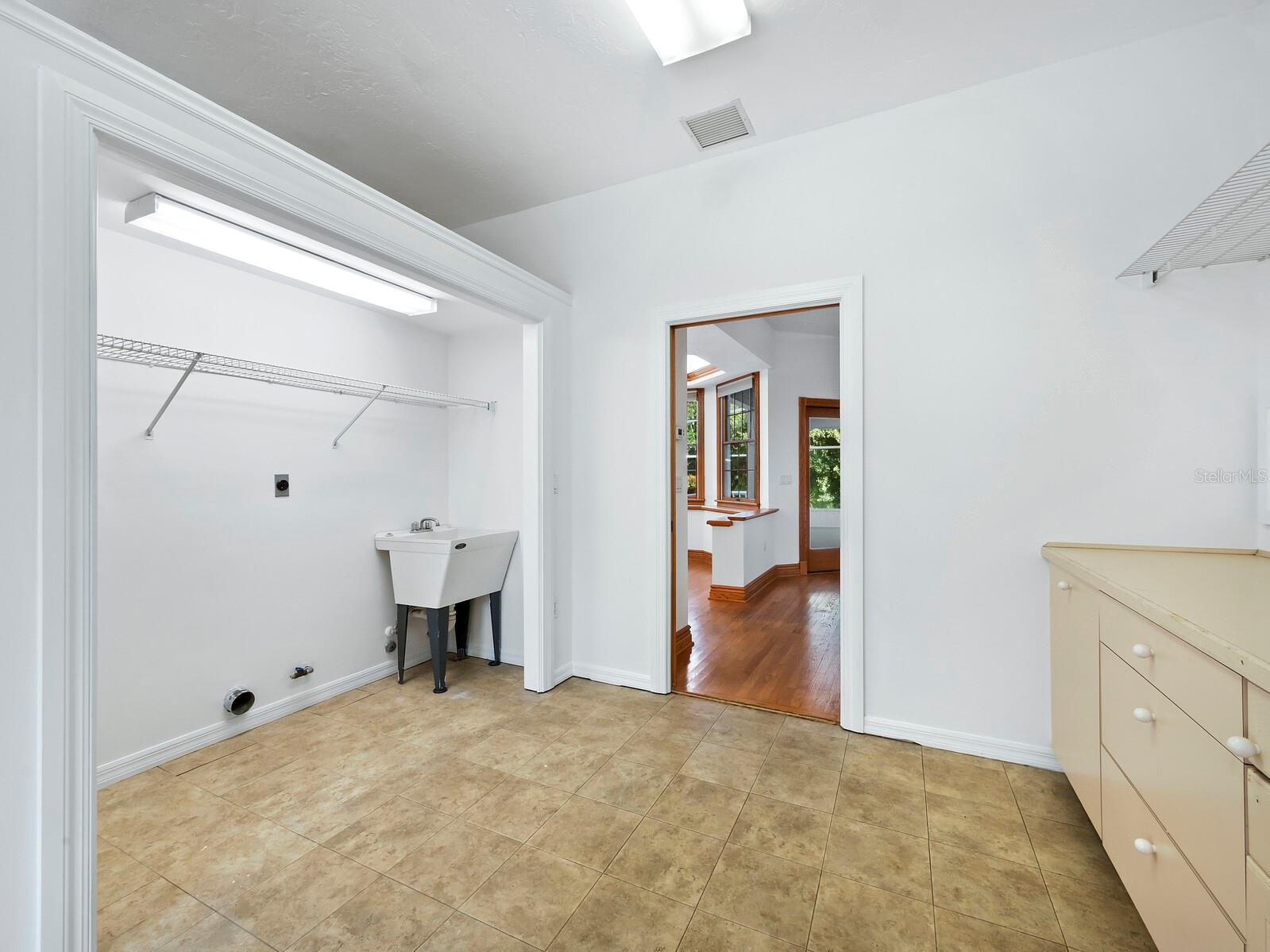 ASHLEY - Residential