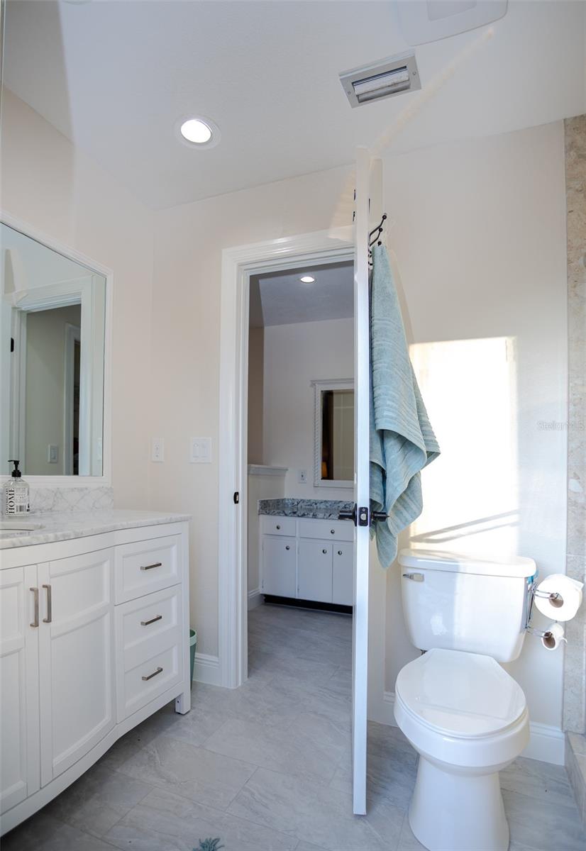 FOREST EAST - Residential Lease