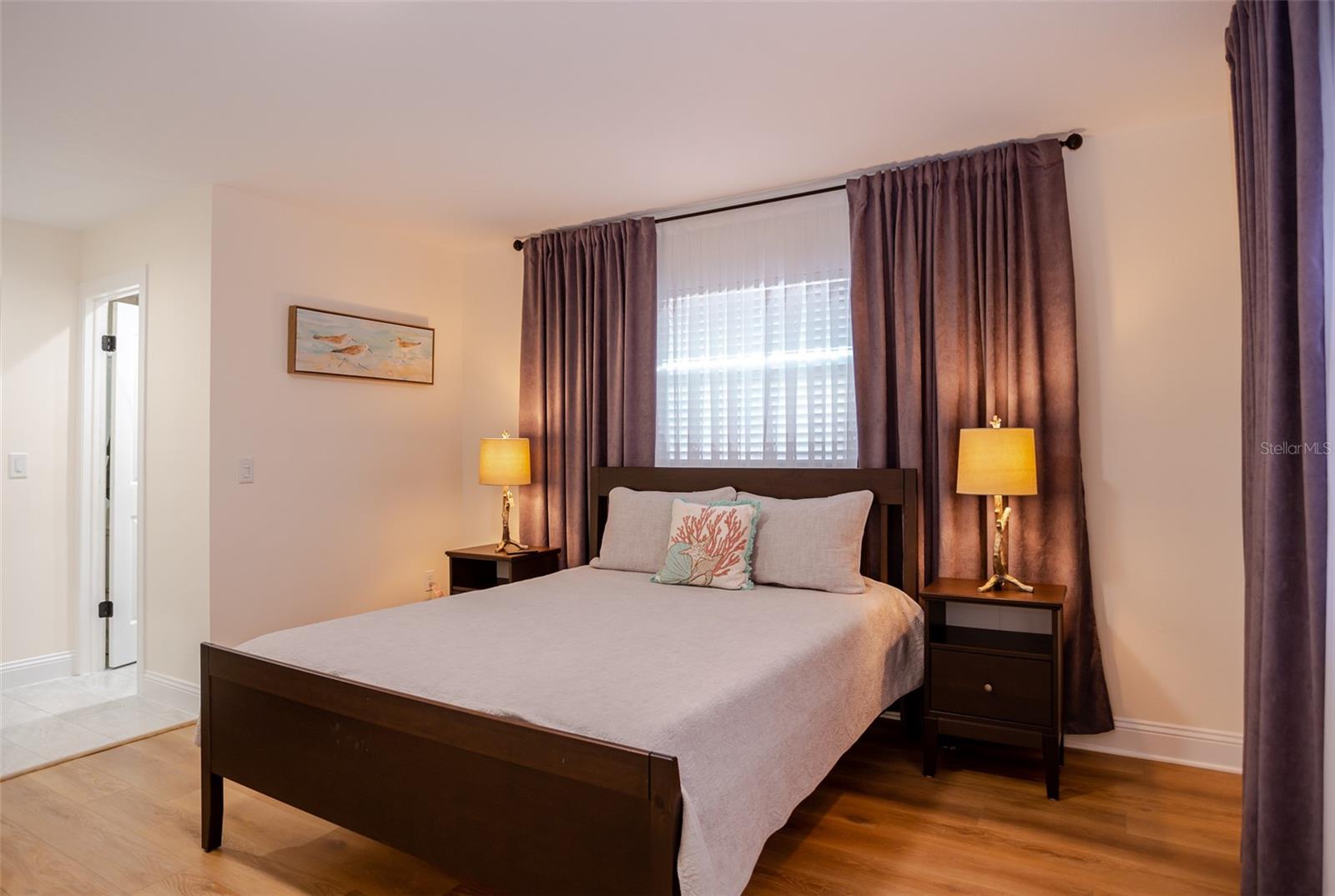 FOREST EAST - Residential Lease