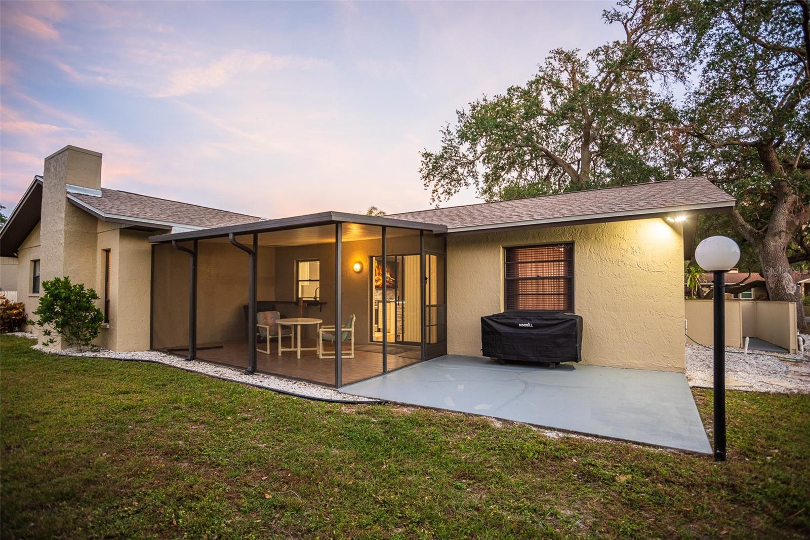 FOREST EAST - Residential Lease