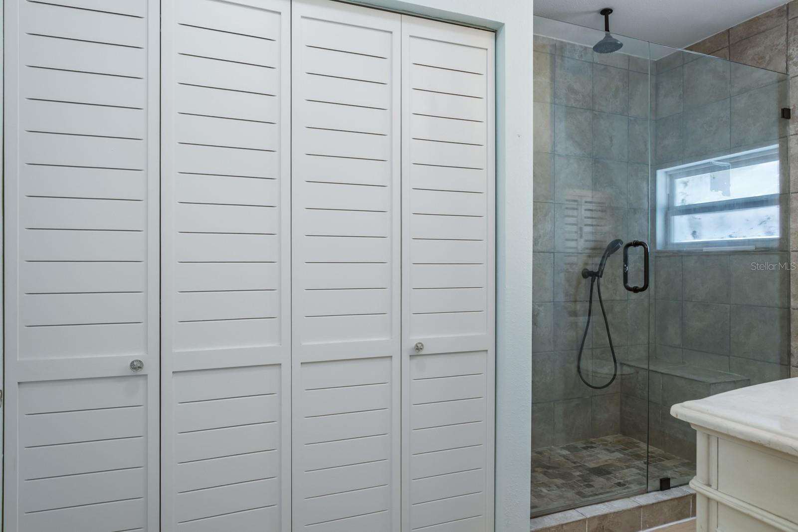 VETERAN CITY - Residential