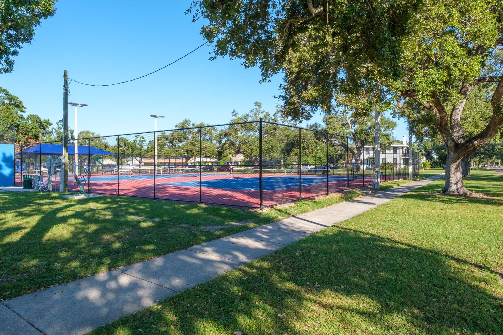 VETERAN CITY - Residential