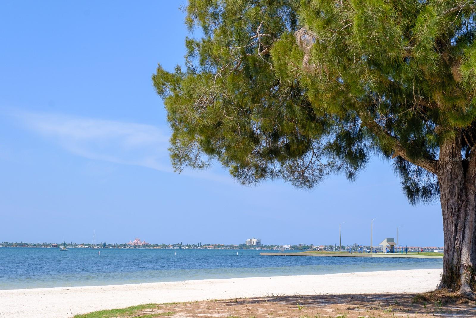 VETERAN CITY - Residential