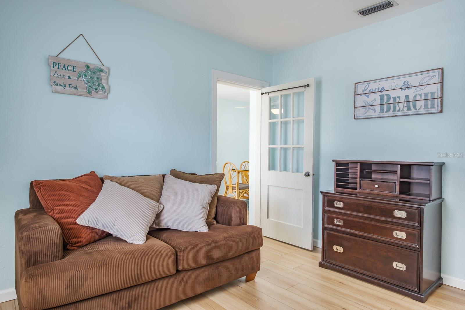 VETERAN CITY - Residential