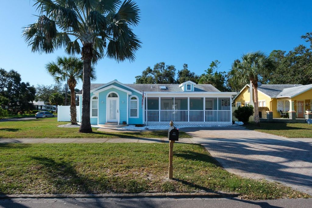 Photo of 5302 28th Avenue S, Gulfport, FL 33707 (MLS # TB8439648)