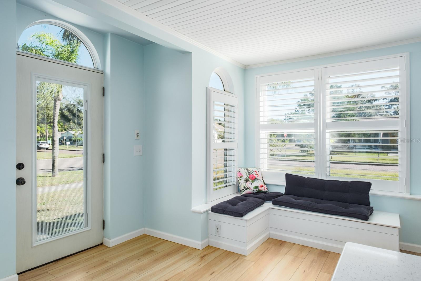 VETERAN CITY - Residential