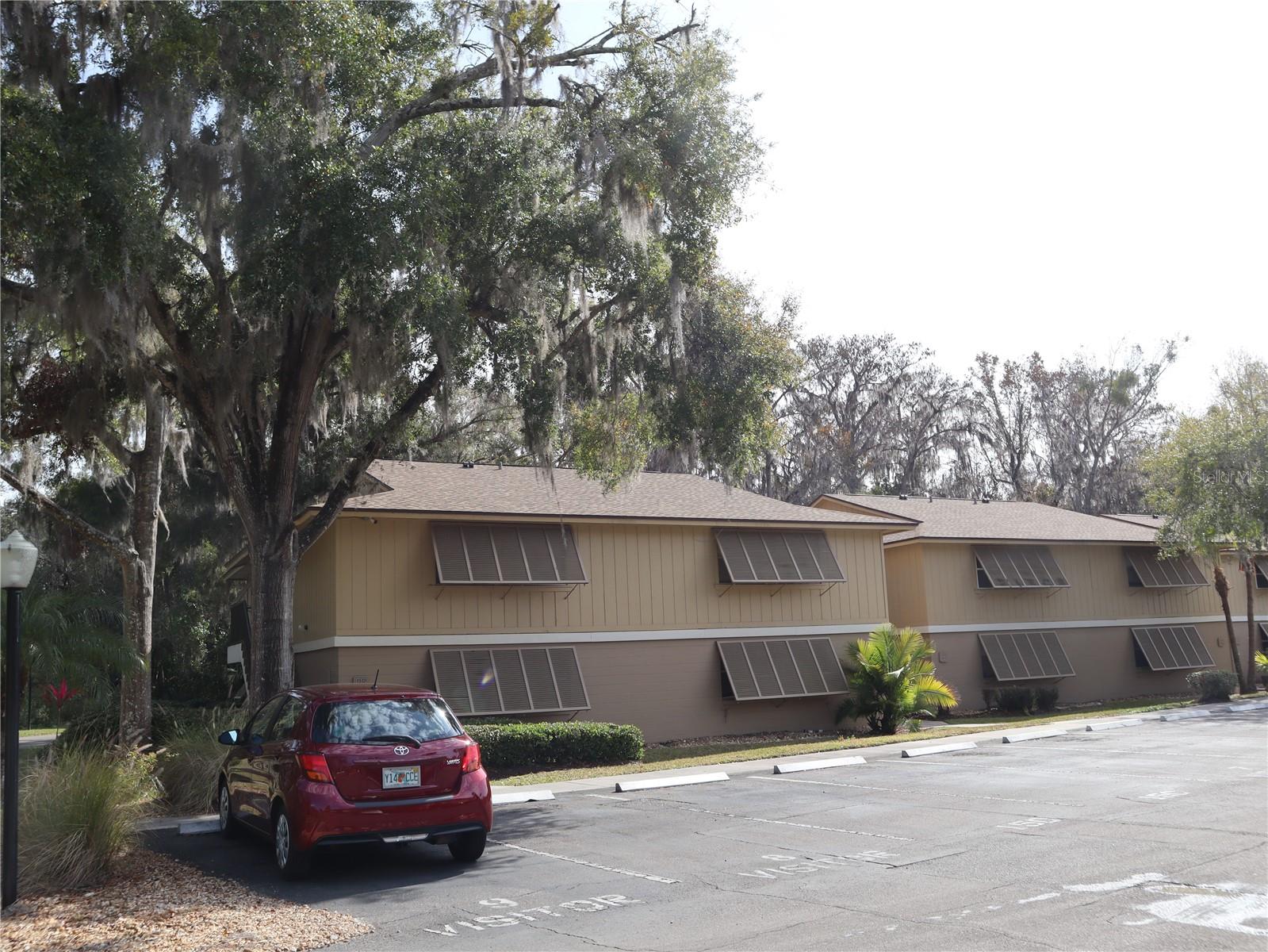 LAKESIDE CONDO APTS - Residential